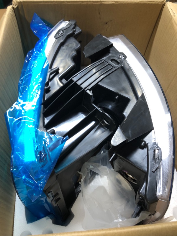 Photo 1 of ADCARLIGHTS 2007-2014 Silverado Headlight Assembly for 07-13 Chevy Silverado 1500 / 07-14 Silverado 2500HD 3500HD Clear Lens Chrome Housing with Amber Reflector Headlamp Replacement Left and Right OE Replacement A-Chrome Housing Amber Reflector Clear Lens