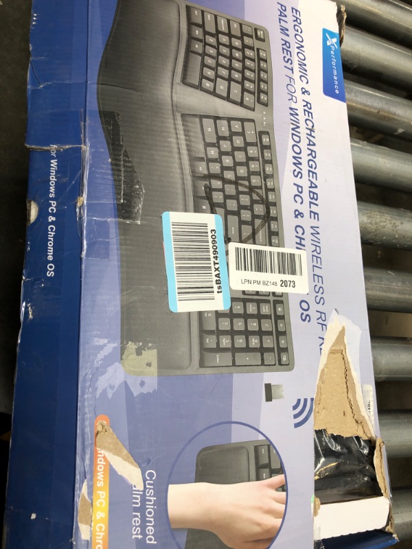 Photo 2 of "Logitech MK270 Wireless Keyboard And Mouse Combo For Windows, 2.4 GHz Wireless, Compact Mouse, 8 Multimedia And Shortcut Keys, For PC, Laptop - Black
