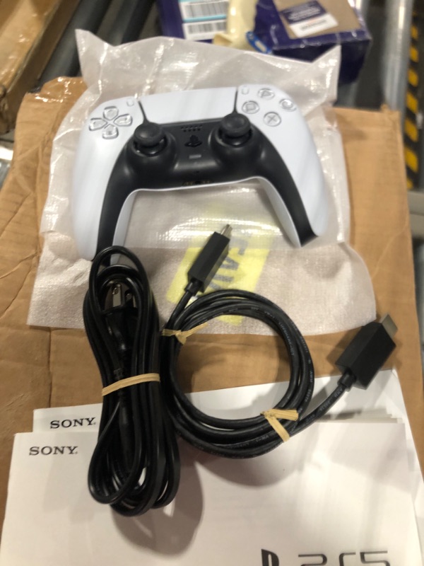 Photo 6 of ****FINAL SALE NON REFUNDABLE**** ****NON FUNCTIONAL//SOLD AS PARTS ONLY**** 
PlayStation®5 Digital Edition (slim)
****NON FUNCTIONAL//SOLD AS PARTS ONLY**** ****FINAL SALE NON REFUNDABLE**** 