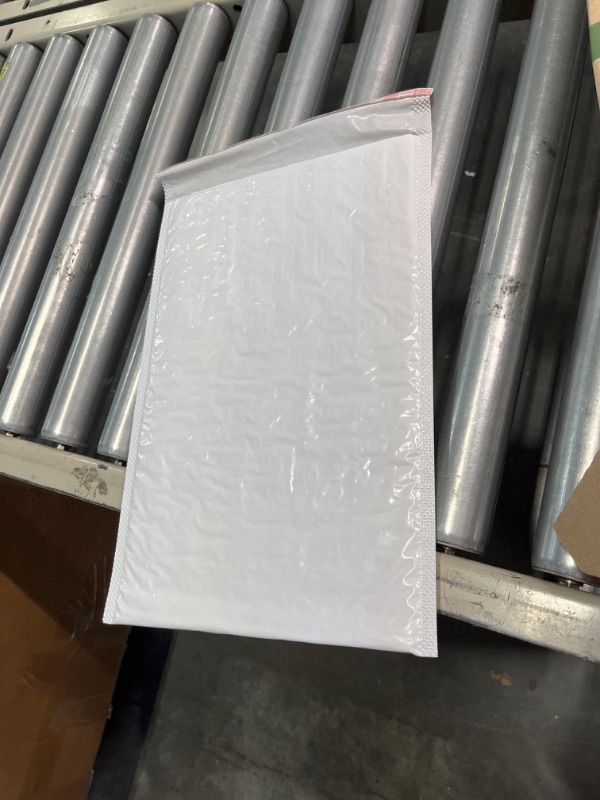 Photo 1 of 15x10 inches white bubble shipping envelopes