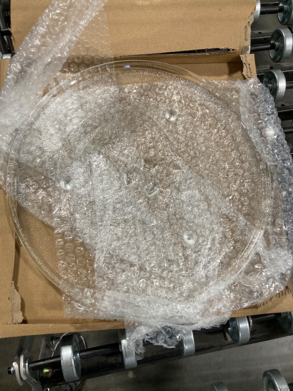 Photo 2 of 12.5" Microwave Glass Turntable Plate, 12.5" / 30.5 cm Microwave Tray Replacement Glass Plate, Glass Tray Replacement for LG, GE, Magic Chef, Hotpoint, Panasonic, Kenmore, etc