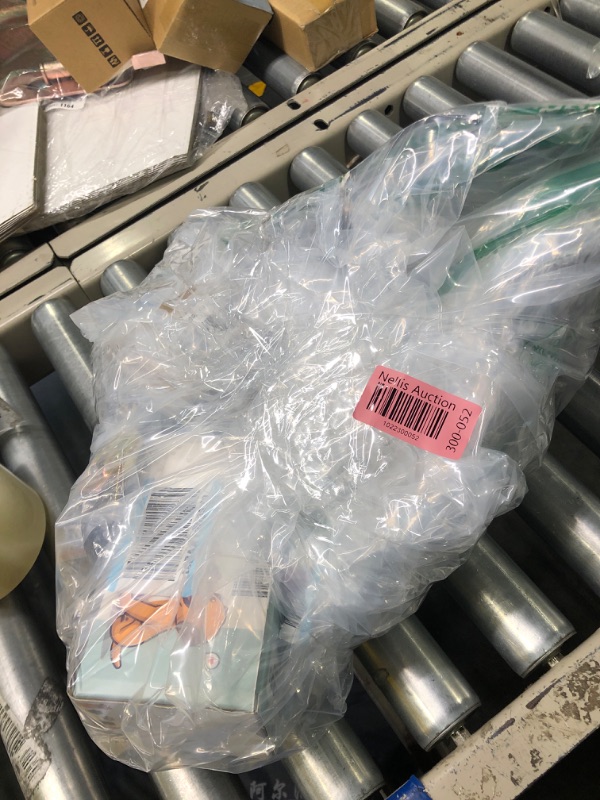Photo 1 of ***BUNDLED BAG OF  ***
***AS IS / NO RETURNS -  FINAL SALE***


