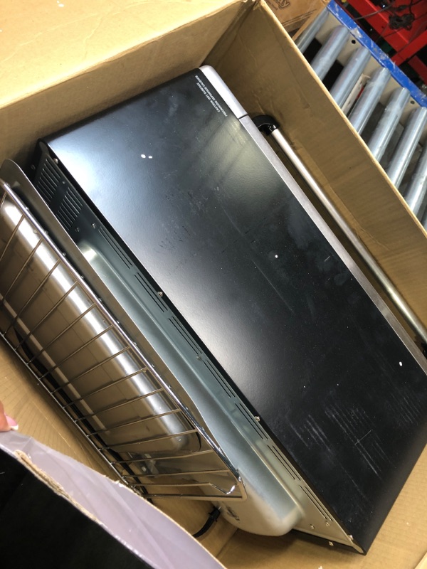 Photo 1 of ***FOR PARTS ONLY***  BLACK+DECKER TO3250XSB 8-Slice Extra Wide Convection Countertop Toaster Oven, Includes Bake Pan, Broil Rack & Toasting Rack, Stainless Steel/Black