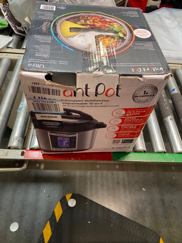 Photo 1 of ***NON FUNCTIONAL//SOLD AS PARTS*** 
Instant Pot Ultra, 10-in-1 Pressure Cooker, Slow Cooker, Rice Cooker, Yogurt Maker, Cake Maker, Egg Cooker, Sauté, and more, Includes App With Over 800 Recipes, Stainless Steel, 6 Quart 6QT Ultra