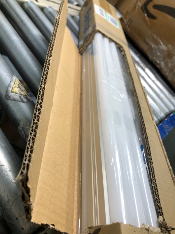 Photo 1 of (6 Pack) Barrina LED T5 Integrated Single Fixture, 4FT, 2200lm, 6500K (Super Bright White), 20W, Utility LED Shop Light, Ceiling and Under Cabinet Light, Corded Electric with ON/OFF Switch, ETL Listed 6-pack (6-power Cords)