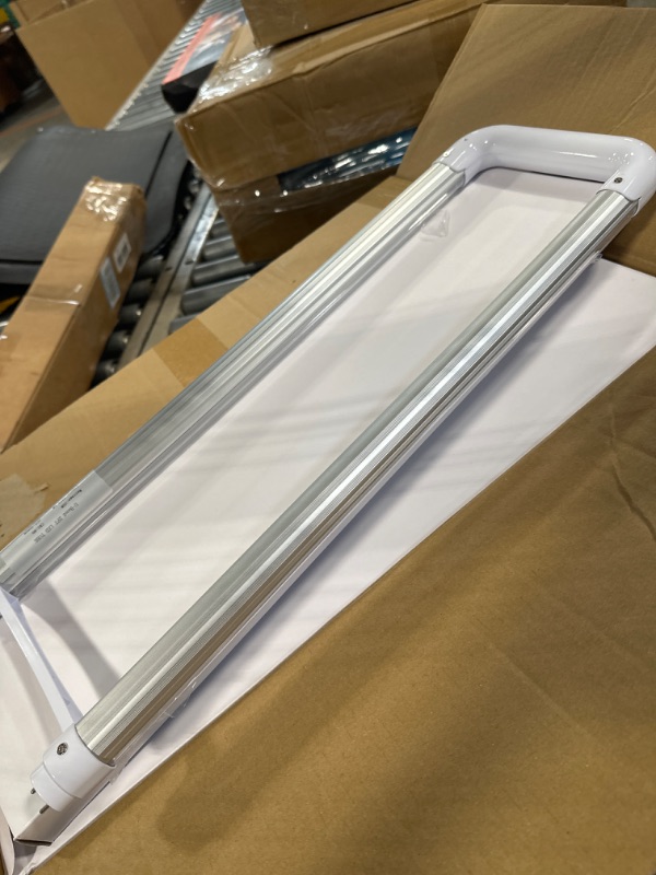 Photo 2 of 10 Pack 25W U Bend LED Tube Light T8 T12 (40W Equivalent), 6000K Daylight White, 3375 Lumens, 1 LED Tubes Perfectly Replace 2 Fluorescent Tubes Brightness, Enjoy high Brightness Lighting 36 Watts 10