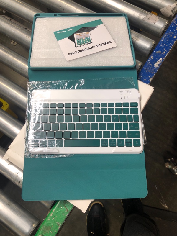 Photo 3 of iPad Keyboard Case 9th/8th/7th Generation 2021/2020/2019, iPad 10.2/10.5 2017 with Pencil Holder-7 Backlit-Detachable Wireless BT Keyboard for iPad 7th/iPad Air 3/iPad Pro 10.5(Teal)