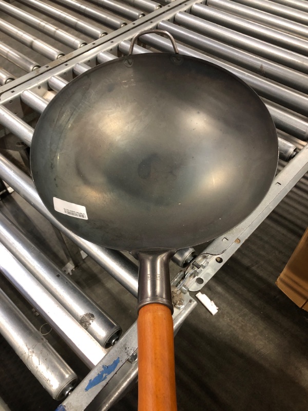 Photo 2 of **NEEDS CLEANED** **USED**YOSUKATA Carbon Steel Wok Pan – 13,5 “ Woks and Stir Fry Pans - Chinese Wok with Flat Bottom Pow Wok - Traditional Chinese Japanese Woks - Black Steel Wok 13.5" Black