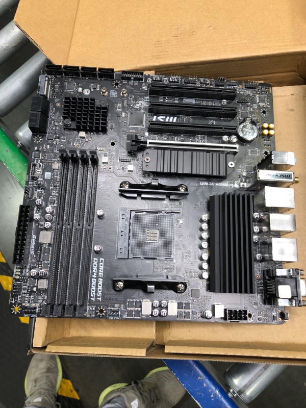 Photo 4 of MSI PRO B550M-VC WiFi ProSeries Motherboard (AMD AM4, DDR4, PCIe 4.0, SATA 6Gb/s, M.2, USB 3.2 Gen 2, HDMI/DP, Wi-Fi, mATX)