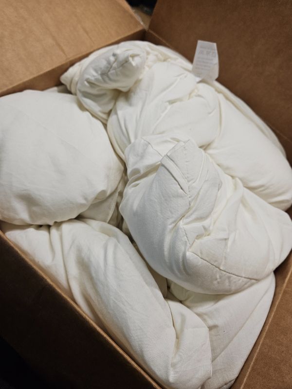 Photo 2 of **Like New**anika Ivory Comforter Set Queen Size, 3 Pieces Lightweight Solid Bedding Set & Collections, All Season Fluffy Bed Set (90x90In Comforter & 2 Pillowcases) Queen (90"x90") Ivory