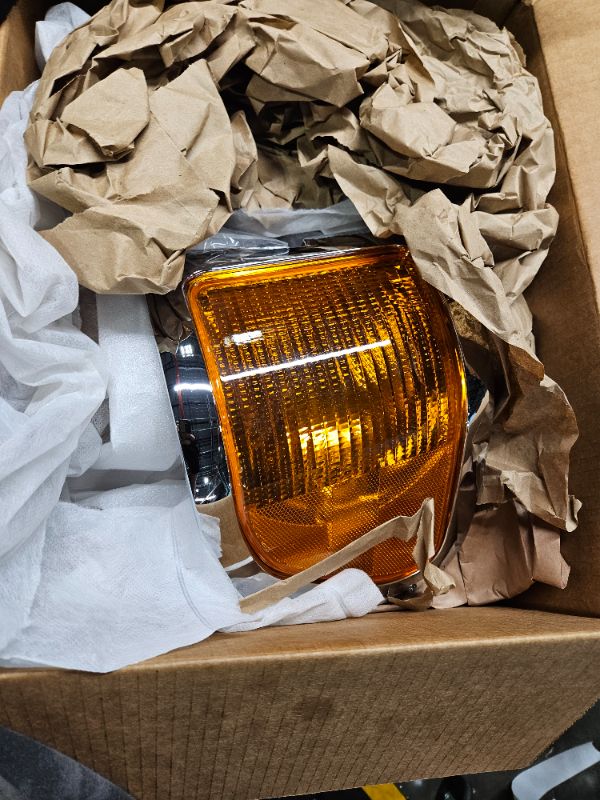 Photo 2 of ECOTRIC Left Corner Signal Lights Compatible with 2000-2015 Ford F650 F750 w/Chrome Casing Headlight Bezel Trim Driver Side Replacement for FO2520196