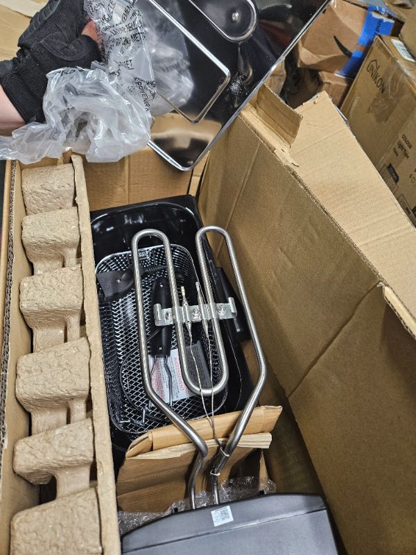 Photo 1 of **LIKE NEW**Hamilton Beach 35032 Professional Grade Electric Deep Fryer, Frying Basket with Hooks, 1500 Watts, 3 Ltrs New for 2021, Stainless Steel Stainless Steel 1500 Watts, 3 Ltrs New for 2021 Deep Fryer
