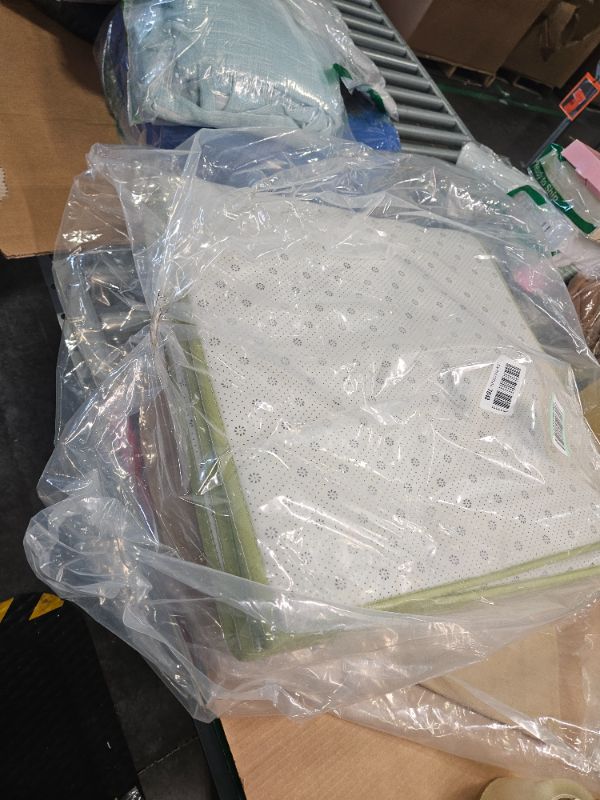 Photo 1 of **LIKE NEW**MYOYAY 71'' x 71'' Tatami Mat Rattan Japanese Floor Mats 0.47'' Thick Igusa Tatami Futon Mattress Non-Slip Breathable Memory Foam Tatami Area Rug Mat Bedroom Yoga Zen Sleeping Crawling(Green)