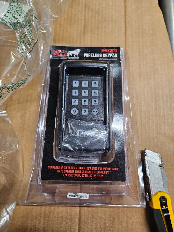 Photo 2 of **LIKE NEW**Mighty Mule MMK200 MMK201 Digital Wireless Keypad, ?10 x 5.5 x 2.75 inches, Black
