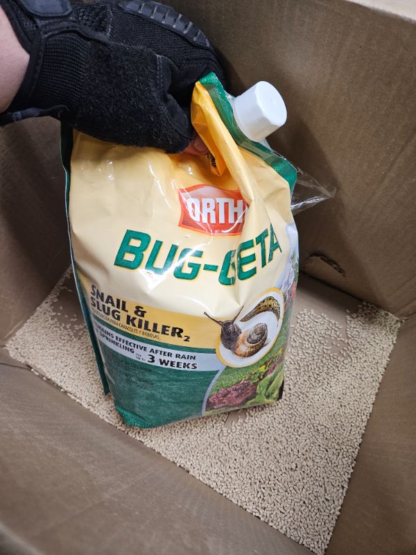 Photo 3 of **MINOR DAMASGE TO BAG**Ortho Bug-Geta Crawling Insect Killer Pellets 6 lb