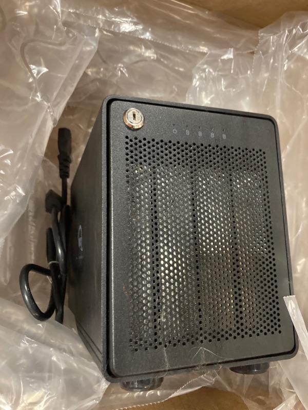 Photo 3 of OWC ThunderBay 4 RAID 5 with Dual Thunderbolt 3 Ports (0GB RAID), Includes SoftRAID XT