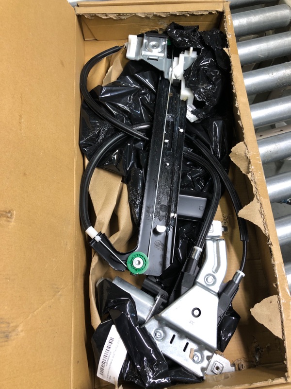 Photo 1 of FFFauto 748-229 Rear Right Passengers Side Window Regulator Motor Compatible with 2000-2006 Cadillac Escalade,Chevrolet Tahoe,GMC Yukon Pickup Truck SUV (Not Fit Yukon XL/Escalade ESV EXT) Rear Passenger Side (RR)