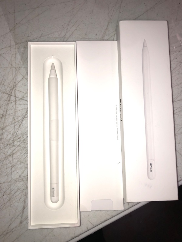 Photo 2 of Apple Pencil (USB-C) 