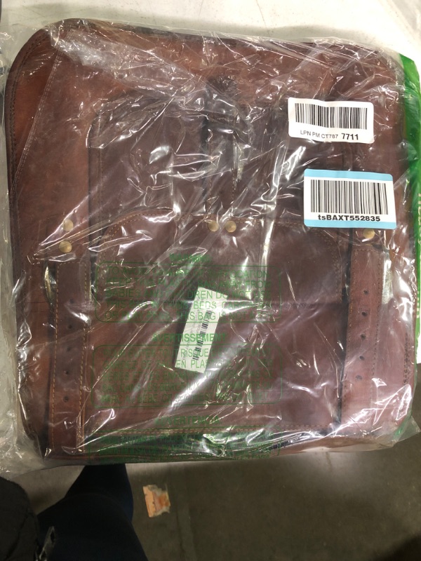 Photo 1 of Vintage Full Grain 21 Inch Leather Laptop LARGE Backpack Casual Camping Travel Rucksack Knapsack (glb 27) ***USED****BAG HAS A STRONG CHEMICAL SMELL**** 