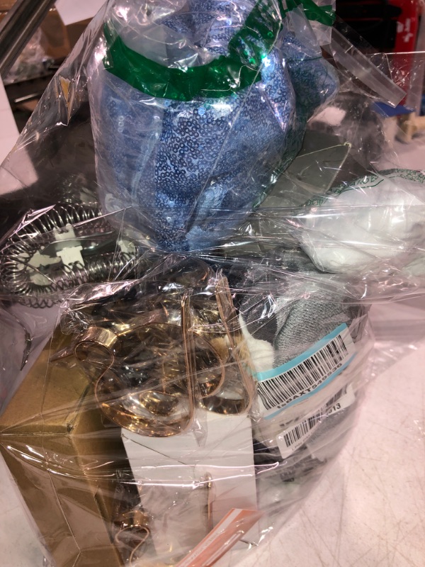 Photo 1 of ***BUNDLED BAG OF  ***
***BUNDLED BAG OF  ***
***AS IS / NO RETURNS -  FINAL SALE***
