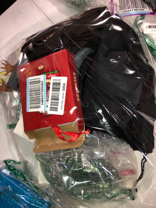 Photo 1 of ***AS IS / NO RETURNS -  FINAL SALE***
***BUNDLED BAG OF  ***
