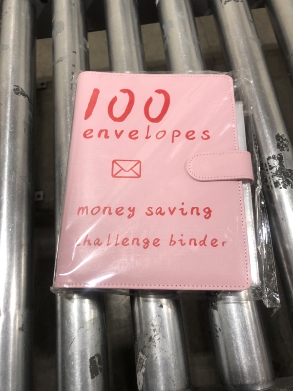 Photo 1 of 100 envelopes money saving challenge