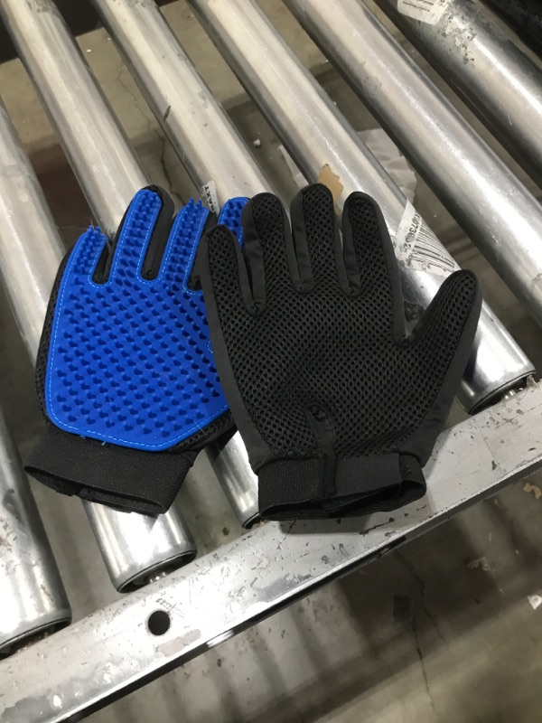 Photo 2 of Pet Grooming Gloves