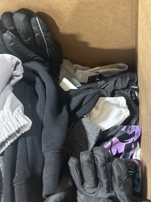 Photo 4 of Misc Box - Big 5 Clothing, Socks, Sports Clothing, Gloves, Snow Clothing