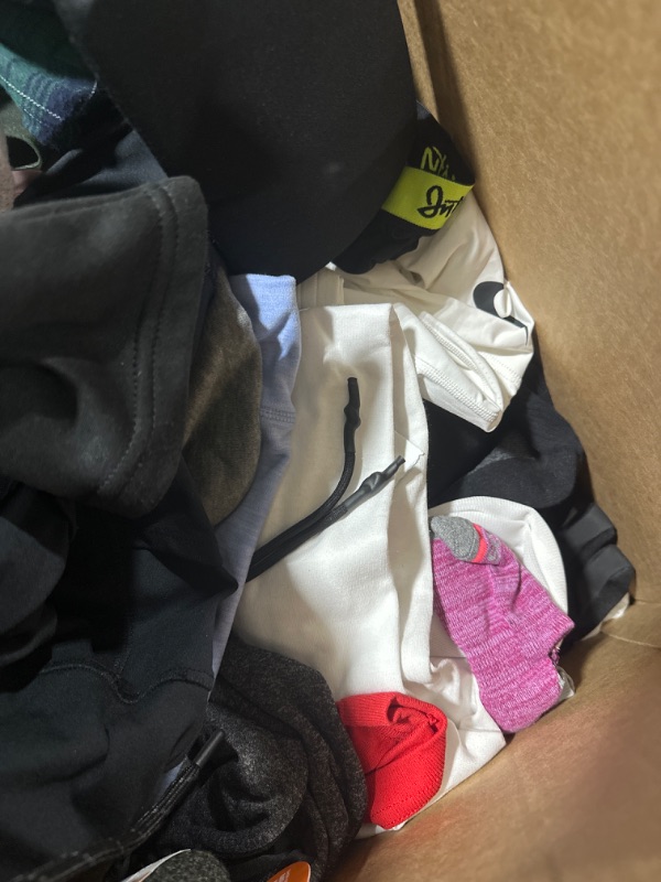 Photo 3 of Misc Box - Big 5 Clothing, Socks, Sports Clothing, Gloves, Snow Clothing