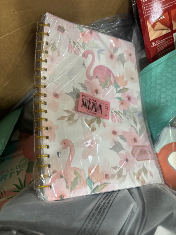Photo 2 of Ymumuda Planner 2024, 12-Month Planner from JAN.2024 to DEC.2024, 7" X 10", Weekly Monthly Planner 2024 with Waterproof Cover, Sticky Index Tabs, Large Writing Blocks, Floral 13