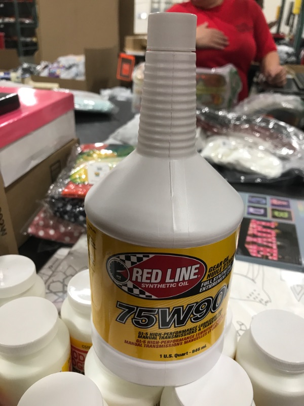 Photo 2 of Red Line (58304) 75W90 Non-Limited Slip Synthetic Gear Oil - 1 Quart 1 Quart (32 Ounces)