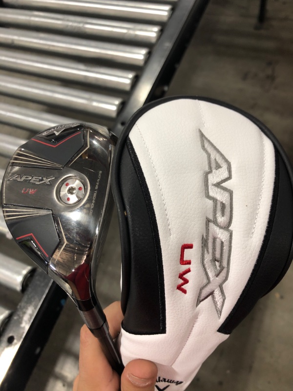 Photo 1 of Callaway Golf Apex 24 Utility Wood Right Graphite Stiff 17 Degrees