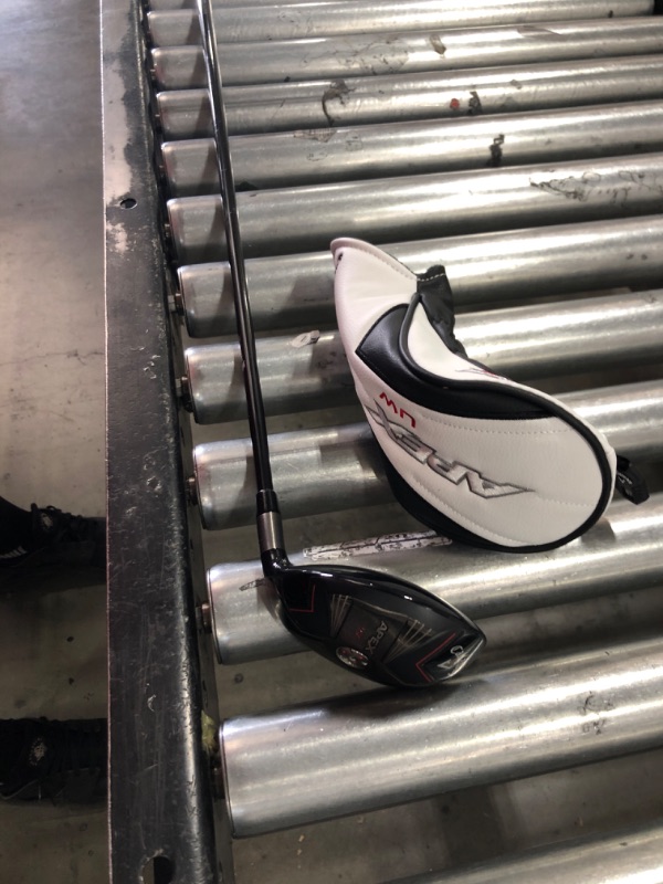 Photo 1 of Callaway Golf Apex 24 Utility Wood Right Graphite Stiff 17 Degrees
