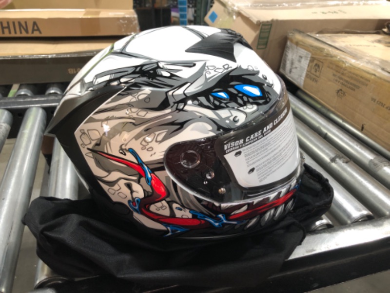 Photo 2 of MotuoMr Unisex-Adult Full Face Motorcycle Helmet DOT Approved Motorbike Moped Street Bike Racing Crash Helmet with Graphic Transparent mirror Medium