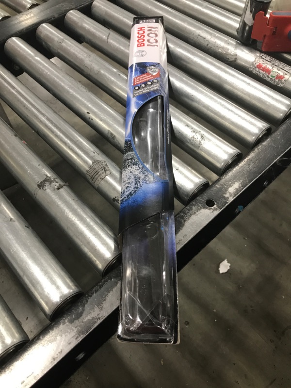 Photo 1 of BOSCH ICON 22OE Premium Beam Wiper Blade - Single