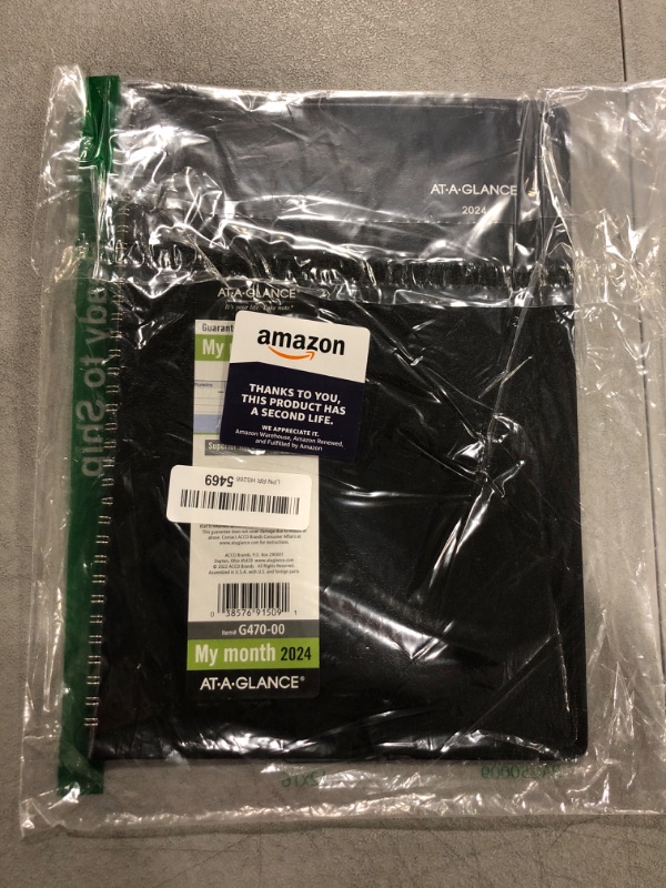 Photo 2 of AT-A-GLANCE 2024 Monthly Planner, 8" x 12", Large, DayMinder, Black (G4700024) 2024 New Edition