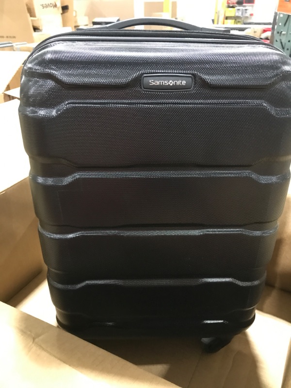 Photo 2 of Samsonite Omni PC Hardside Expandable Luggage with Spinner Wheels, Carry-On 20-Inch, Black Carry-On 20-Inch Black