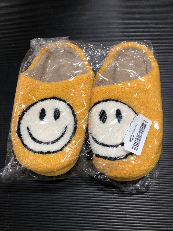 Photo 2 of Women's Smiley Face Slippers Winter Fuzzy Slippers Warm Cozy House Slippers, Size 8.5 White
