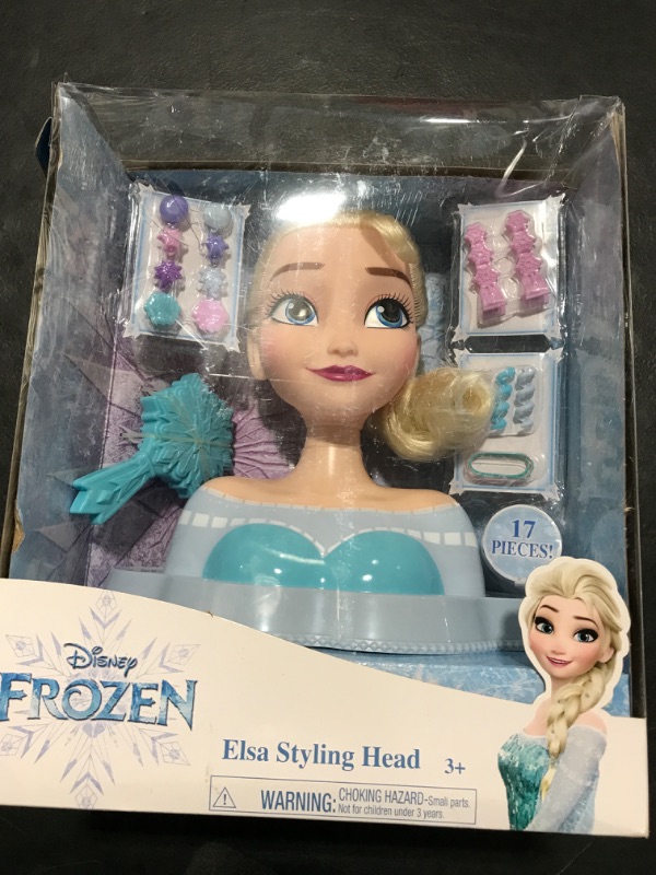 Photo 2 of Disney's Frozen Elsa Styling Head 17 Pieces