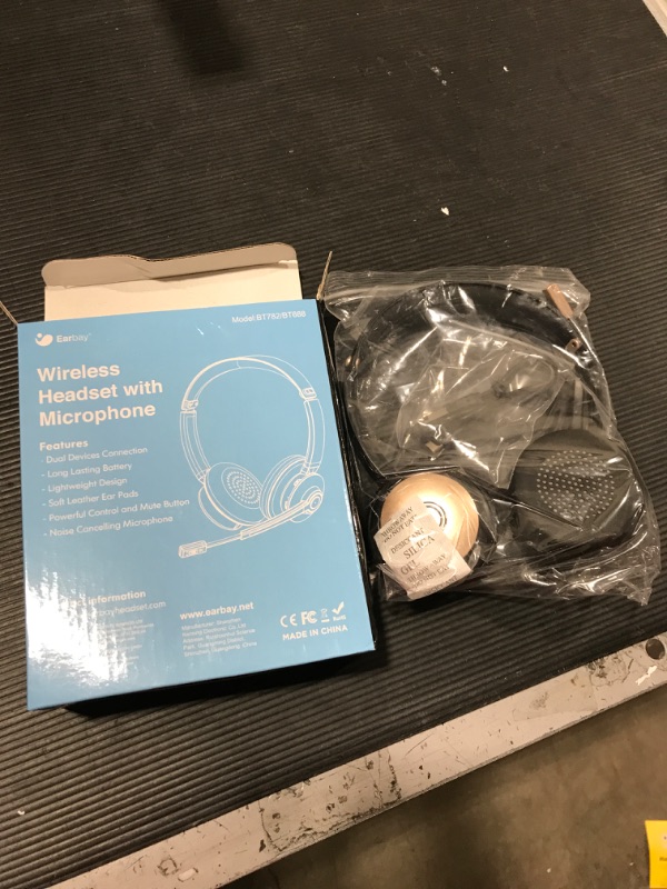 Photo 2 of Earbay Wireless Headset, Bluetooth Headsets with Microphone Noise Cancelling, On Ear Headphones with Mic Mute, Handsfree PC Headsets for Zoom/Ms Teams/Skype/Dual Connect/Laptop/iPhone/Tablet