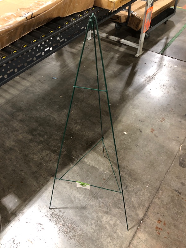 Photo 1 of FloraCraft All-Purpose Sturdy Wire Easel 21.5 Inch x 21.5 Inch x 48 Inch Green 