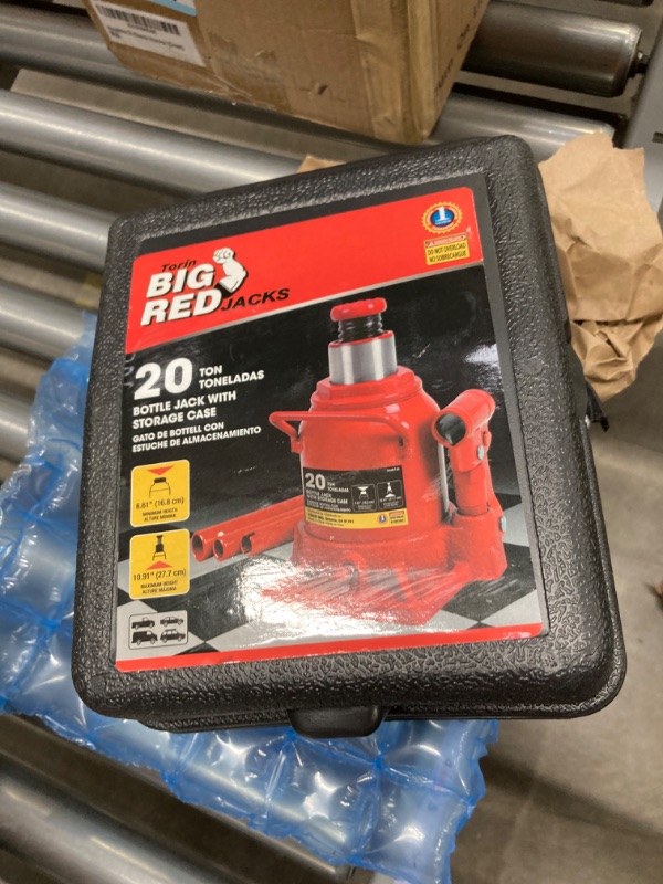 Photo 1 of BIG RED T92007S Torin Hydraulic Bottle Jack with Carrying Case, 20 Ton (40,000 lb) Capacity