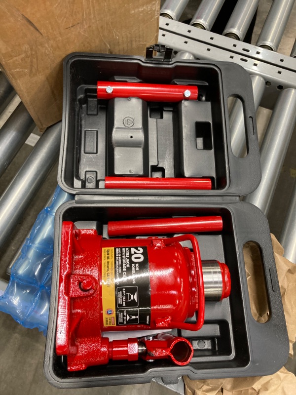 Photo 2 of BIG RED T92007S Torin Hydraulic Bottle Jack with Carrying Case, 20 Ton (40,000 lb) Capacity