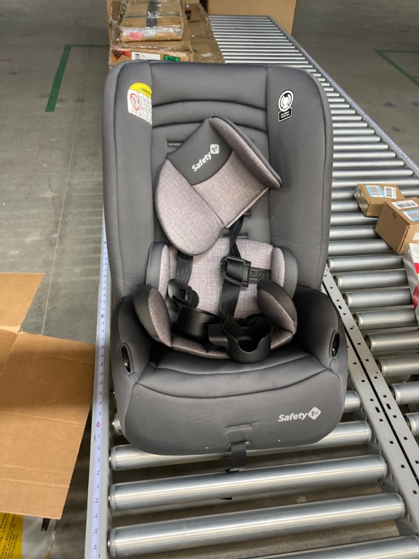 Photo 2 of Safety 1st Jive 2-in-1 Convertible Car Seat, Rear-facing 5-40 pounds and Forward-facing 22-65 pounds, Harvest Moon