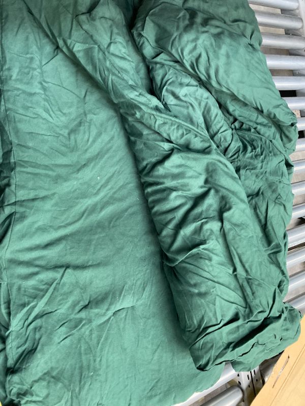 Photo 2 of Andency Dark Green Pinch Pleat Comforter King(104x90Inch), 3 Pieces (1 Pintuck Comforter, 2 Pillowcases) Microfiber Down Alternative Comforter Bedding Set Dark Green King