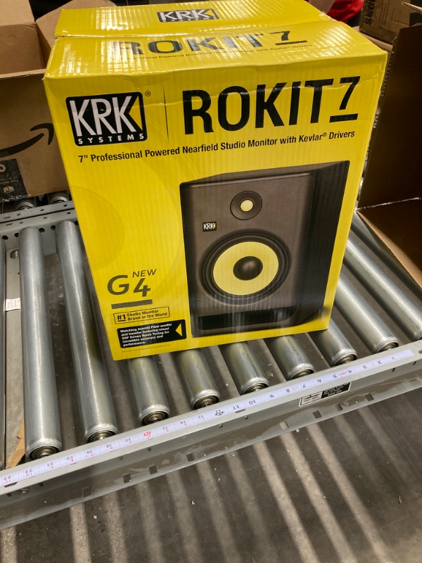 Photo 3 of KRK ROKIT7G4 KRK 7" POWERED MONITOR Black RP7-G4 MONITOR