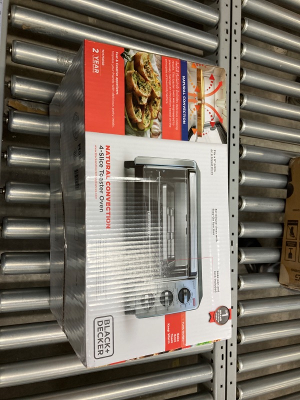 Photo 1 of Black & Decker 4-Slice Toaster Oven TO1750SB