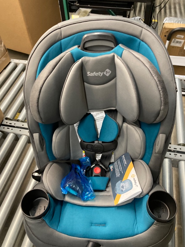 Photo 3 of Safety 1st Grow and Go All-in-One Convertible Car Seat, Rear-facing 5-40 pounds, Forward-facing 22-65 pounds, and Belt-positioning booster 40-100 pounds, Blue Coral Blue Coral Original