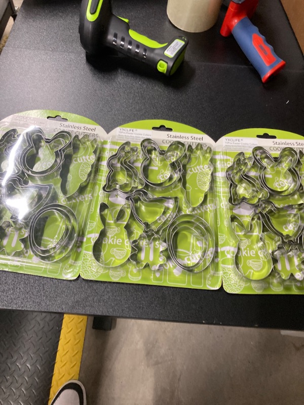 Photo 1 of 3 Piece bundle set.
15 Pieces Easter Cookie Cutter Set - Bunny, Bunny Face, Rabbit, Egg, Chick, Carrot, Four Leaf Clover - Stainless Steel Easter Cookie Cutters - Large Easter Cookie Cutters for Spring Holiday Baking
