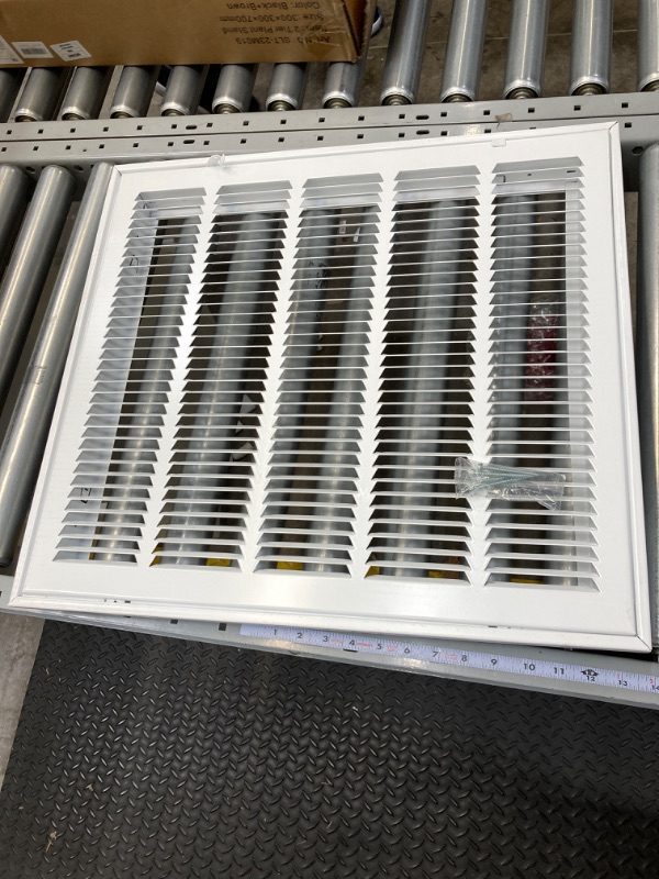 Photo 2 of 20" X 18" Aluminum Return Grille - Easy Air Flow - Linear Bar Grilles [Outer Dimensions: 21.5"w X 19.5"h]